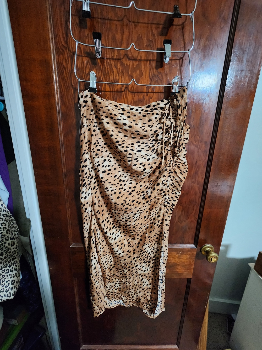 Cider Leopard Print Ruched Skirt - Size Large (EUC)